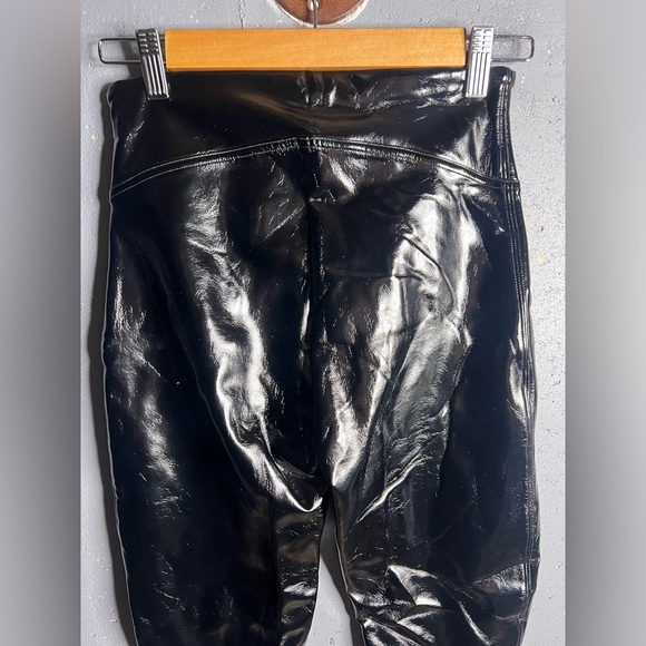 Spanx Faux Patent Leather leggings in size Small.  NWT - Picture 8 of 10
